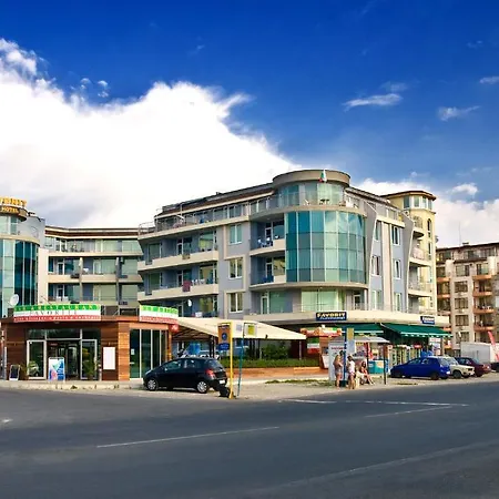 Apartahotel Favorit
