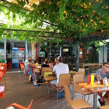 Apartahotel Favorit
