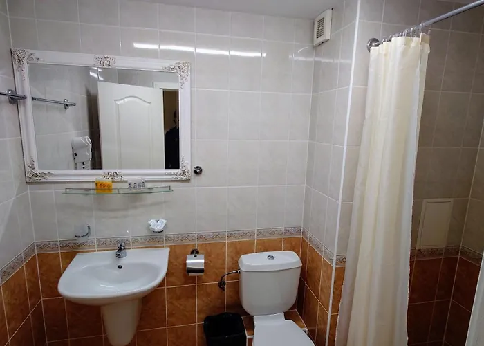 Ξενοδοχείο με διαμερίσματα Favorit