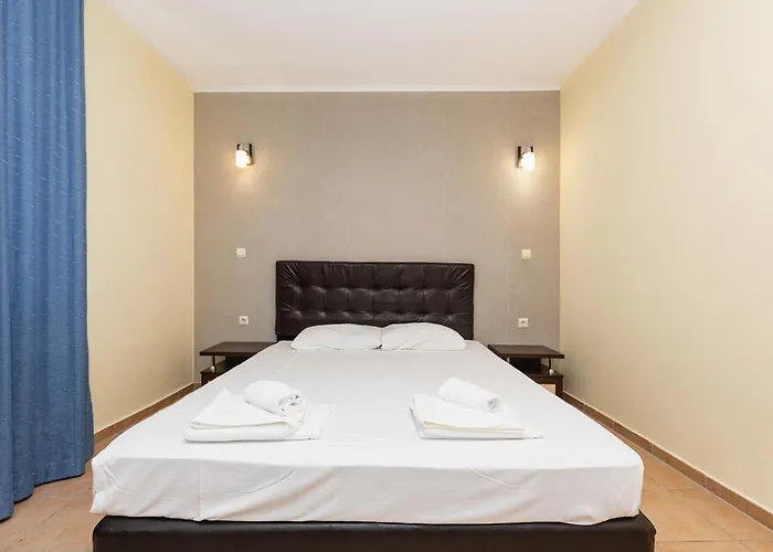 Favorit Ξενοδοχείο με διαμερίσματα 3*