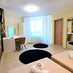Apartahotel Favorit 3*