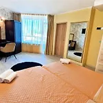 Favorit Apartahotel Sunny Beach