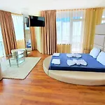 Apartahotel Favorit 3*