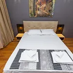 Favorit Apartahotel