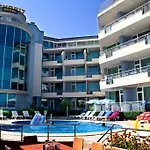 Favorit Apartahotel Sunny Beach
