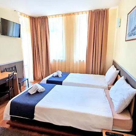 Favorit סאני ביץ'