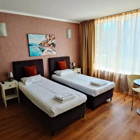 Favorit ساني بيتش