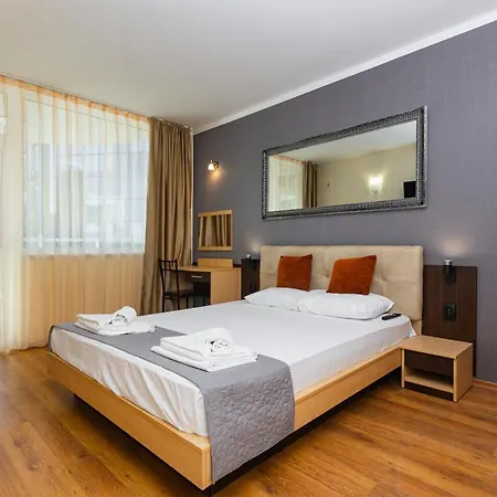Aparthotel Favorit Sluneční pobřeží
