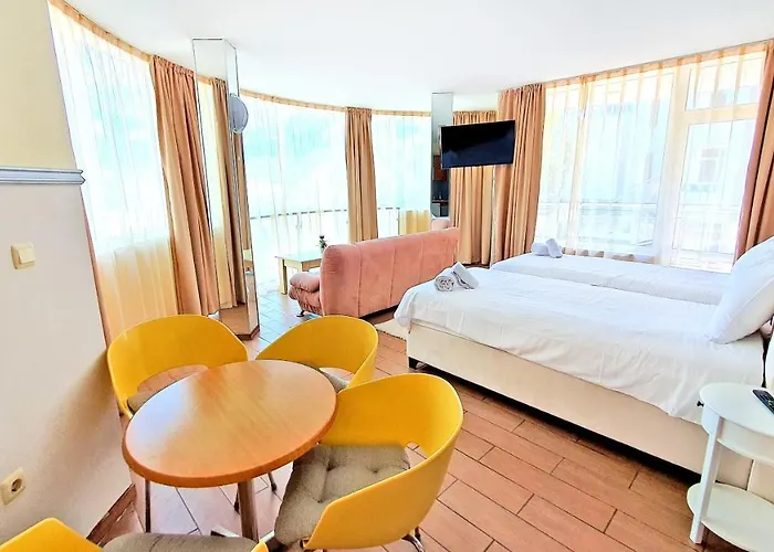 Favorit 公寓式酒店