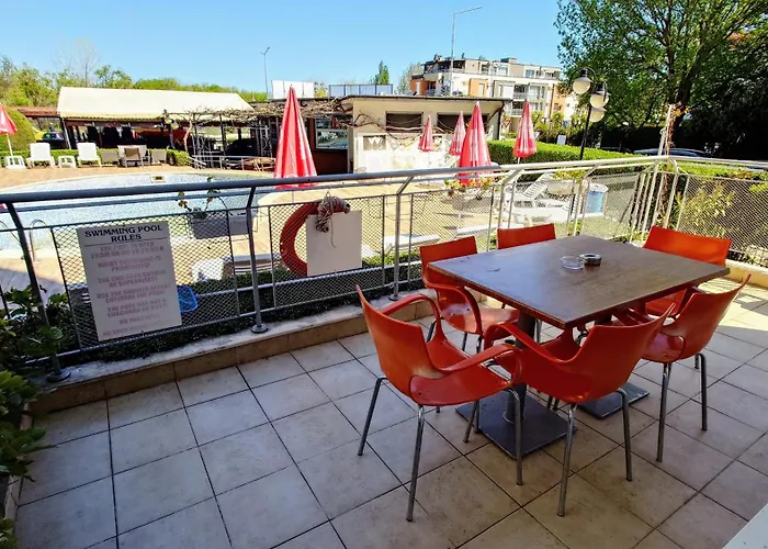 Favorit 公寓式酒店