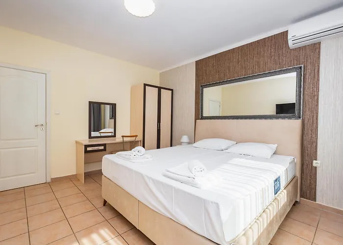 公寓式酒店 Favorit 3*