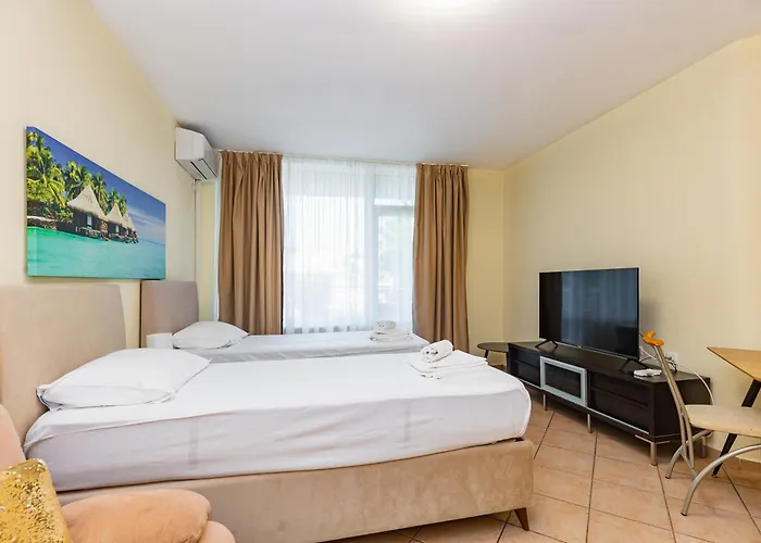 Favorit 3* 阳光海滩