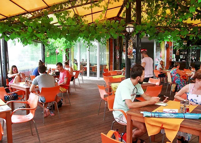 公寓式酒店 Favorit 阳光海滩