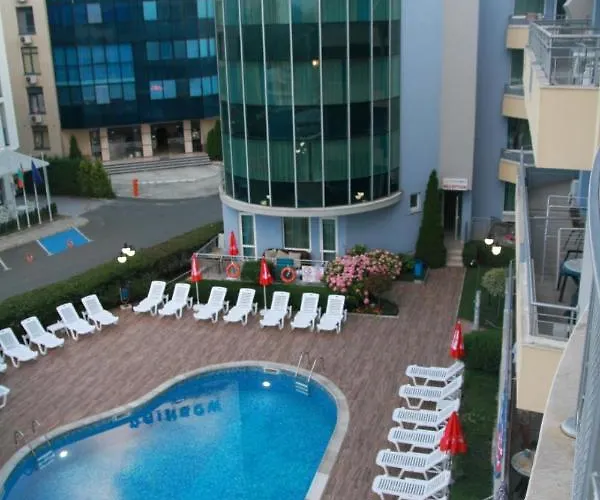 Favorit 3* 阳光海滩