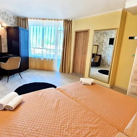 Favorit 아파트호텔 써니비치