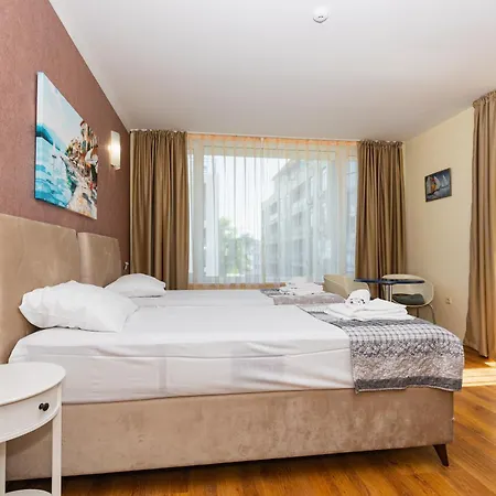 Favorit 써니비치