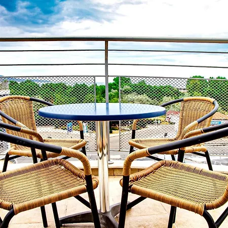 Favorit 써니비치